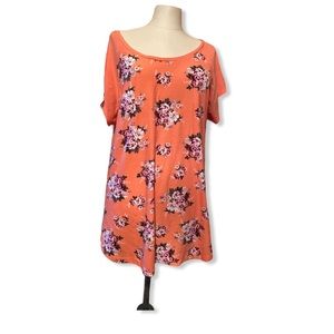 🛍 Just Be floral plus-size top